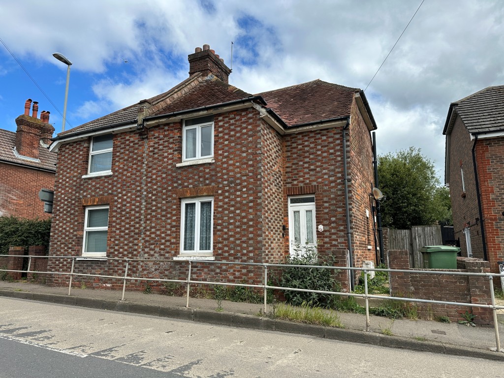 Lot: 147 - TWO-BEDROOM SEMI-DETACHED HOUSE FOR IMPROVEMENT - External of Semi Detached House
